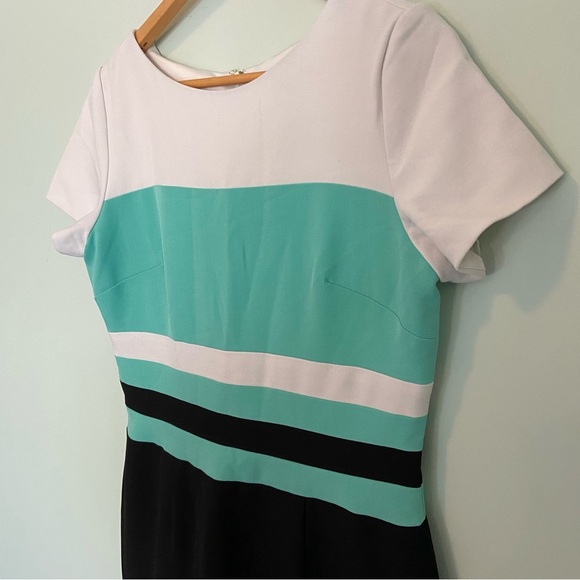 Studio One whiteand Blue Sheath Mini Dress - Picture 2 of 4